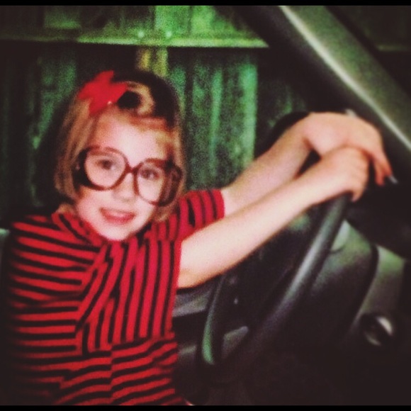 Meet your Posher, Jordan - Picture 3 of 3